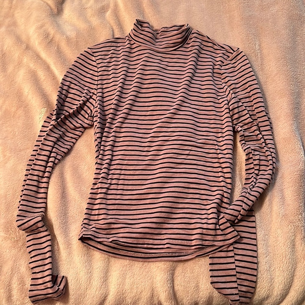Brown and black striped turtle neck